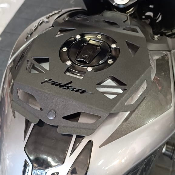 BASE TANKBAG PARRILLA AUXILIAR DE TANQUE BAJAJ PULSAR N160/250