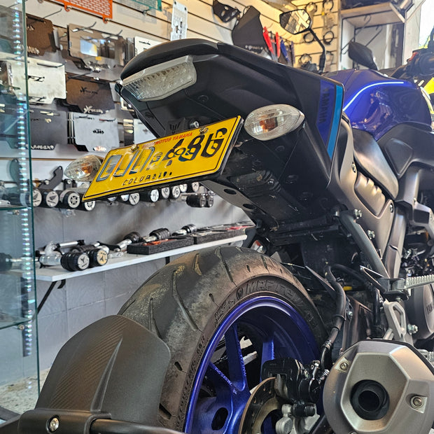 FENDER ELIMINATOR YAMAHA MT-15