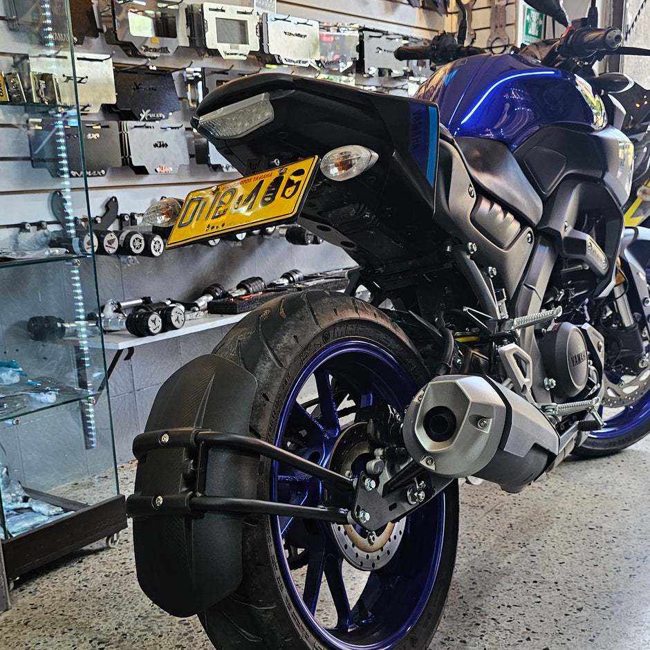 FENDER ELIMINATOR YAMAHA MT-15