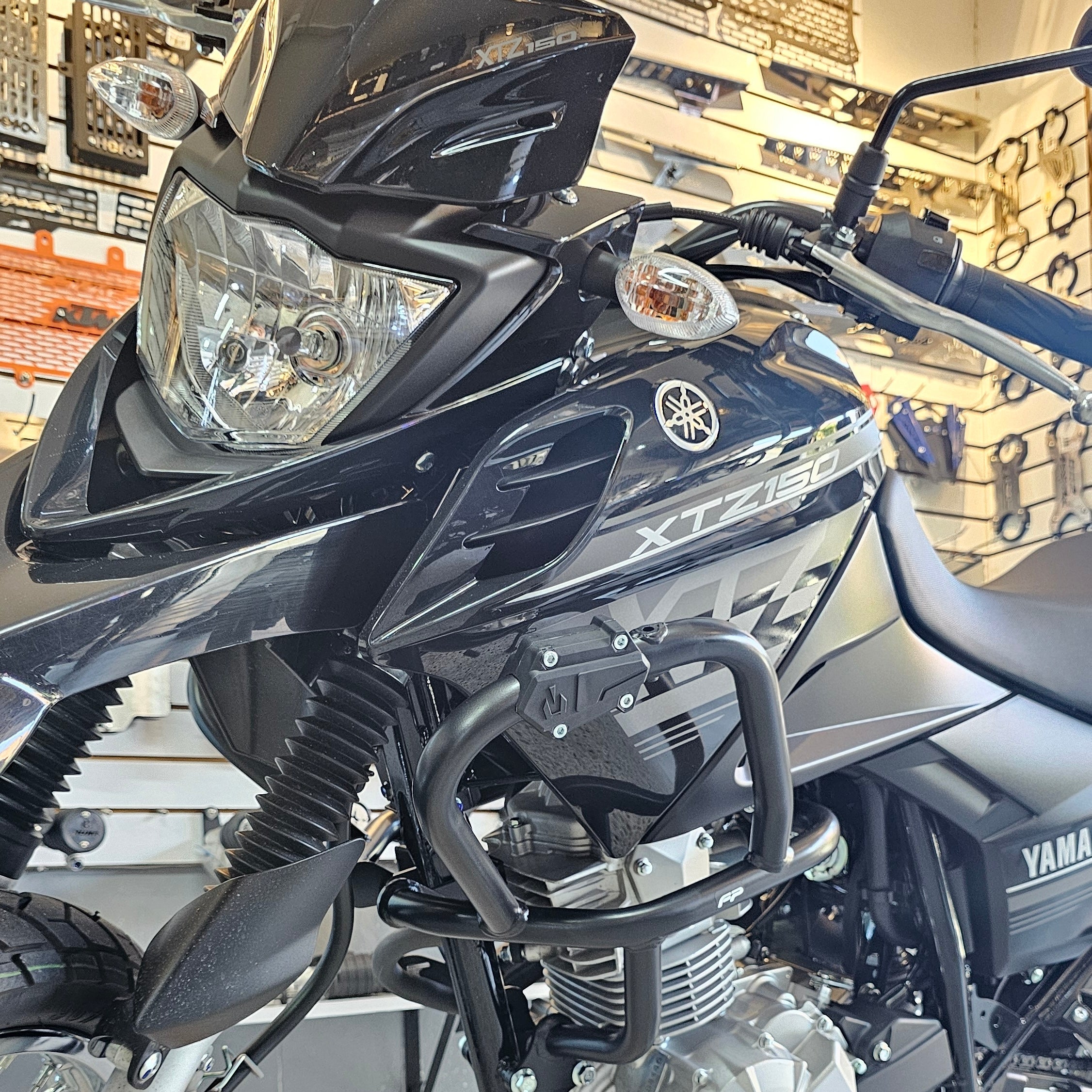 BARRA DE PROTECCIÓN CON SLIDER FP YAMAHA XTZ 150