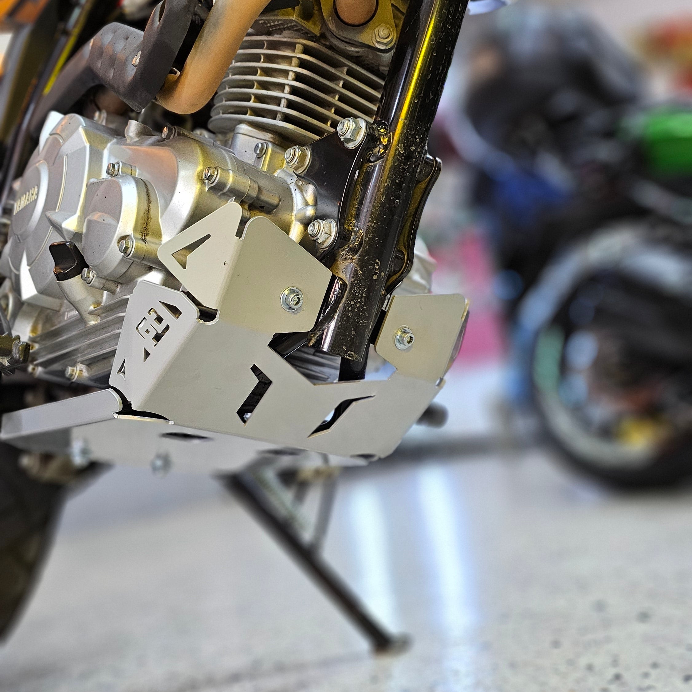 PROTECTOR DE MOTOR PECHERA YAMAHA XTZ 150 PROTAPER