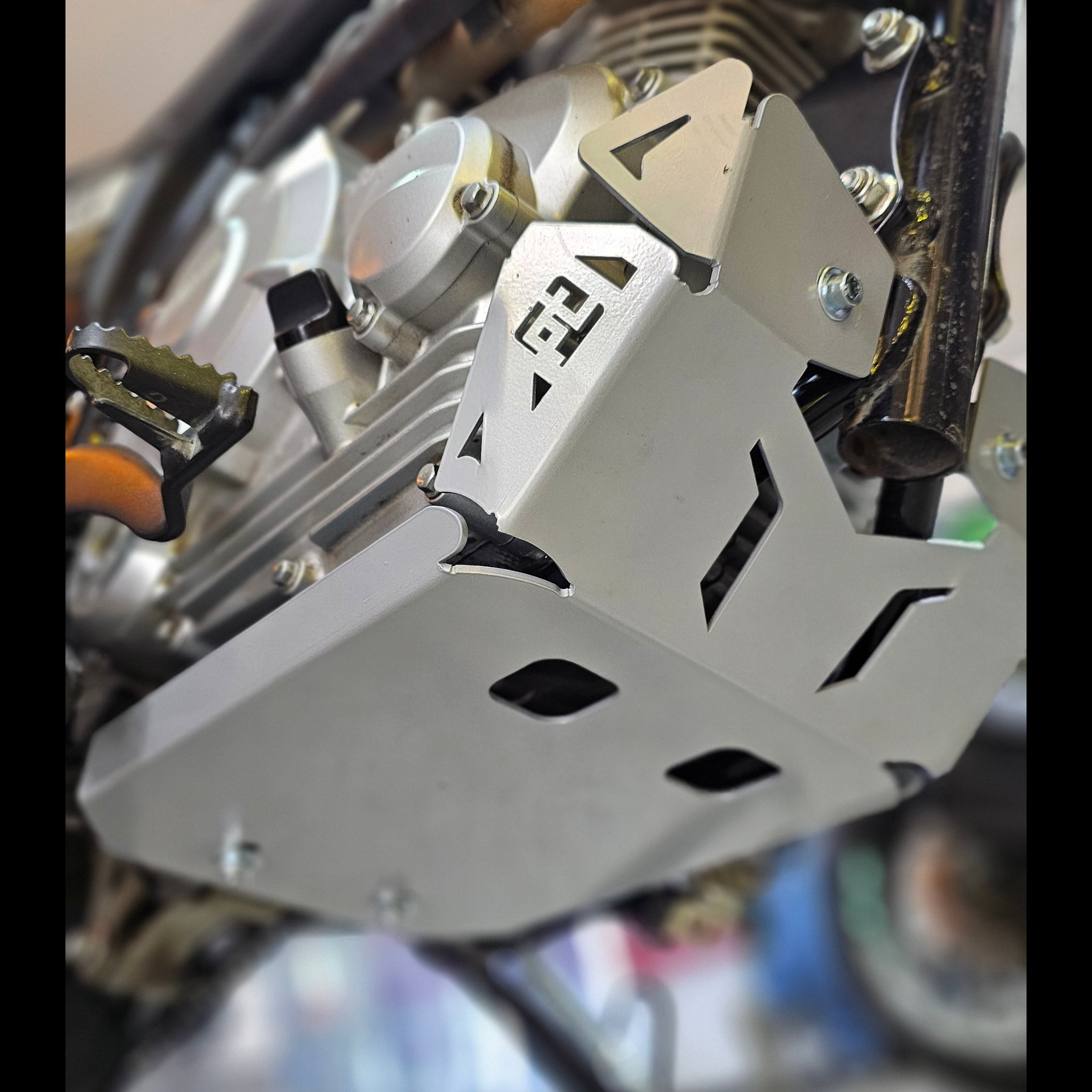 PROTECTOR DE MOTOR PECHERA YAMAHA XTZ 150 PROTAPER