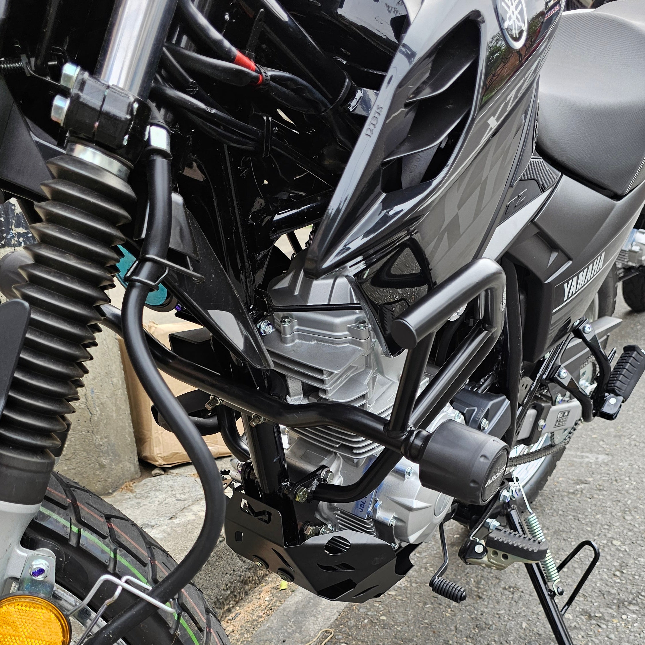 BARRA DE PROTECCIÓN CON SLIDER ARMO ALTA YAMAHA XTZ 150