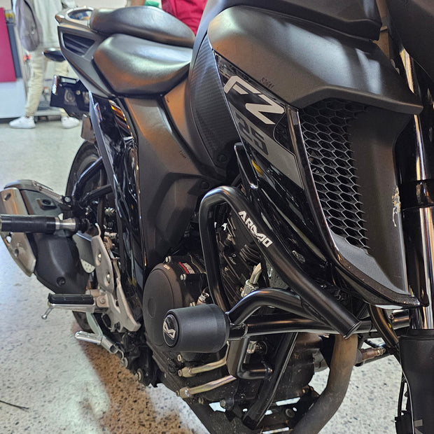 BARRA DE PROTECCIÓN CON SLIDER ARMO YAMAHA FZ25