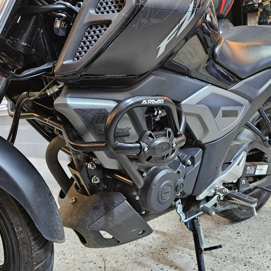 BARRA DE PROTECCIÓN CON SLIDER ARMO YAMAHA FZ 3.0