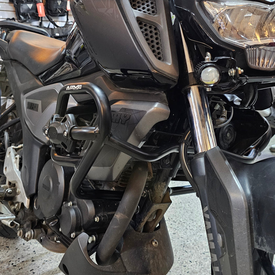 BARRA DE PROTECCIÓN CON SLIDER ARMO YAMAHA FZ 3.0