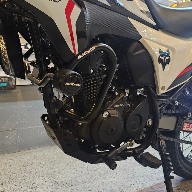 BARRA DE PROTECCIÓN CON SLIDER ARMO HONDA XR 190L