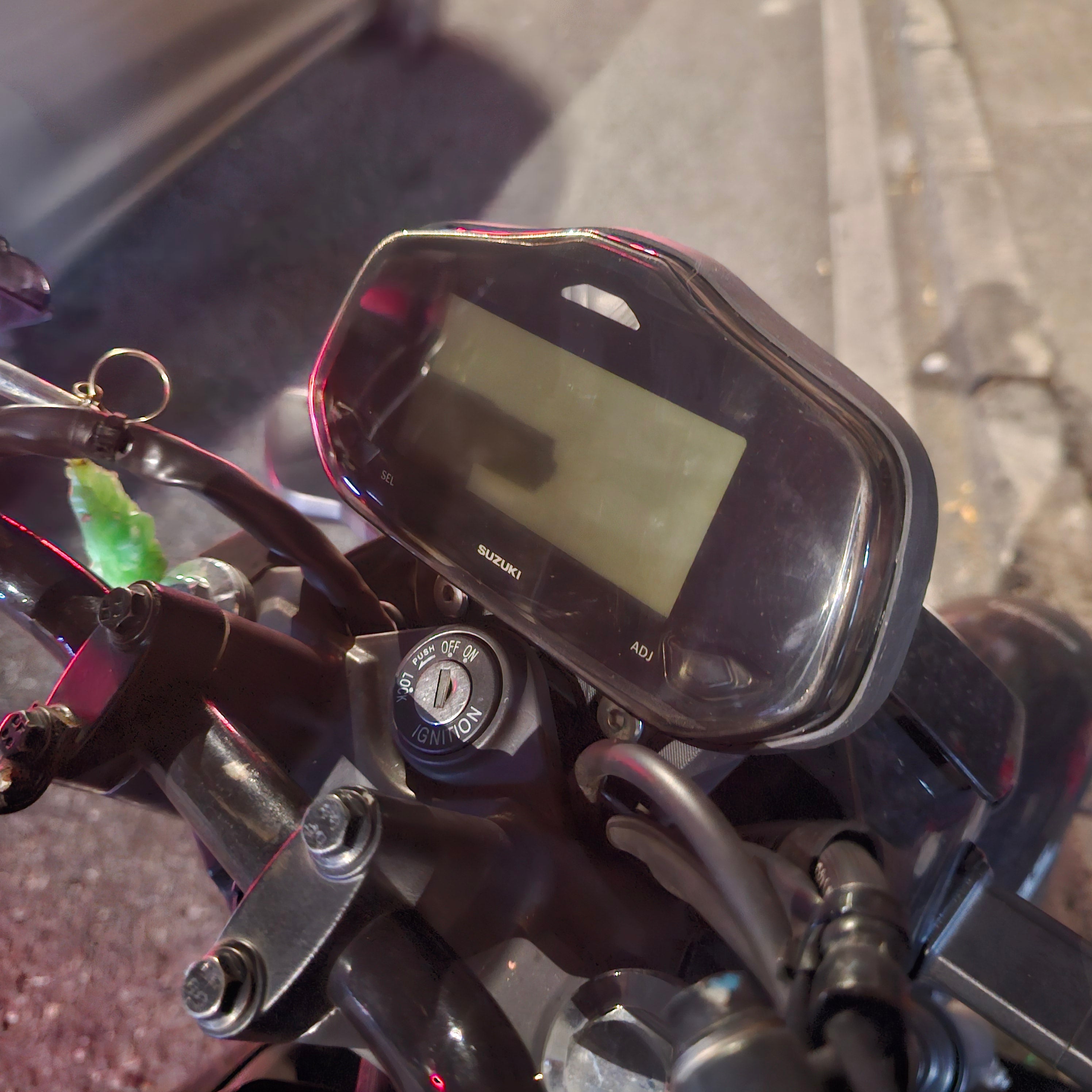 PROTECTOR DE TACOMETRO SUZUKI GIXXER 250 FI