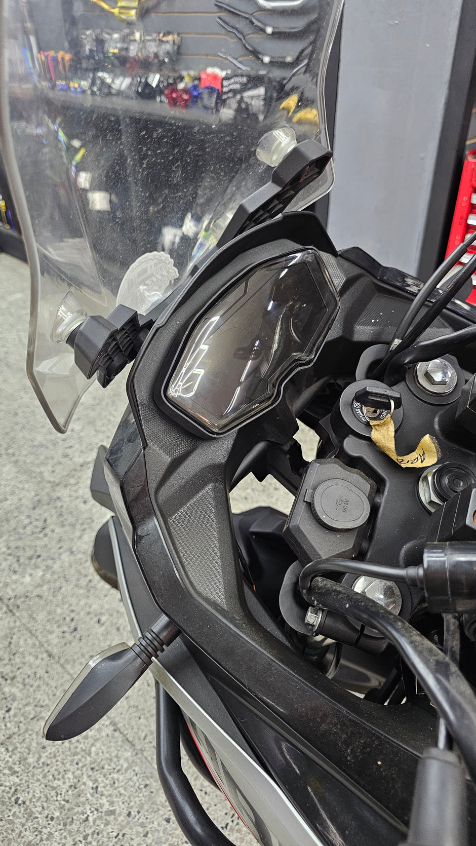 PROTECTOR DE TACOMETRO VICTYORY MRX ARIZONA