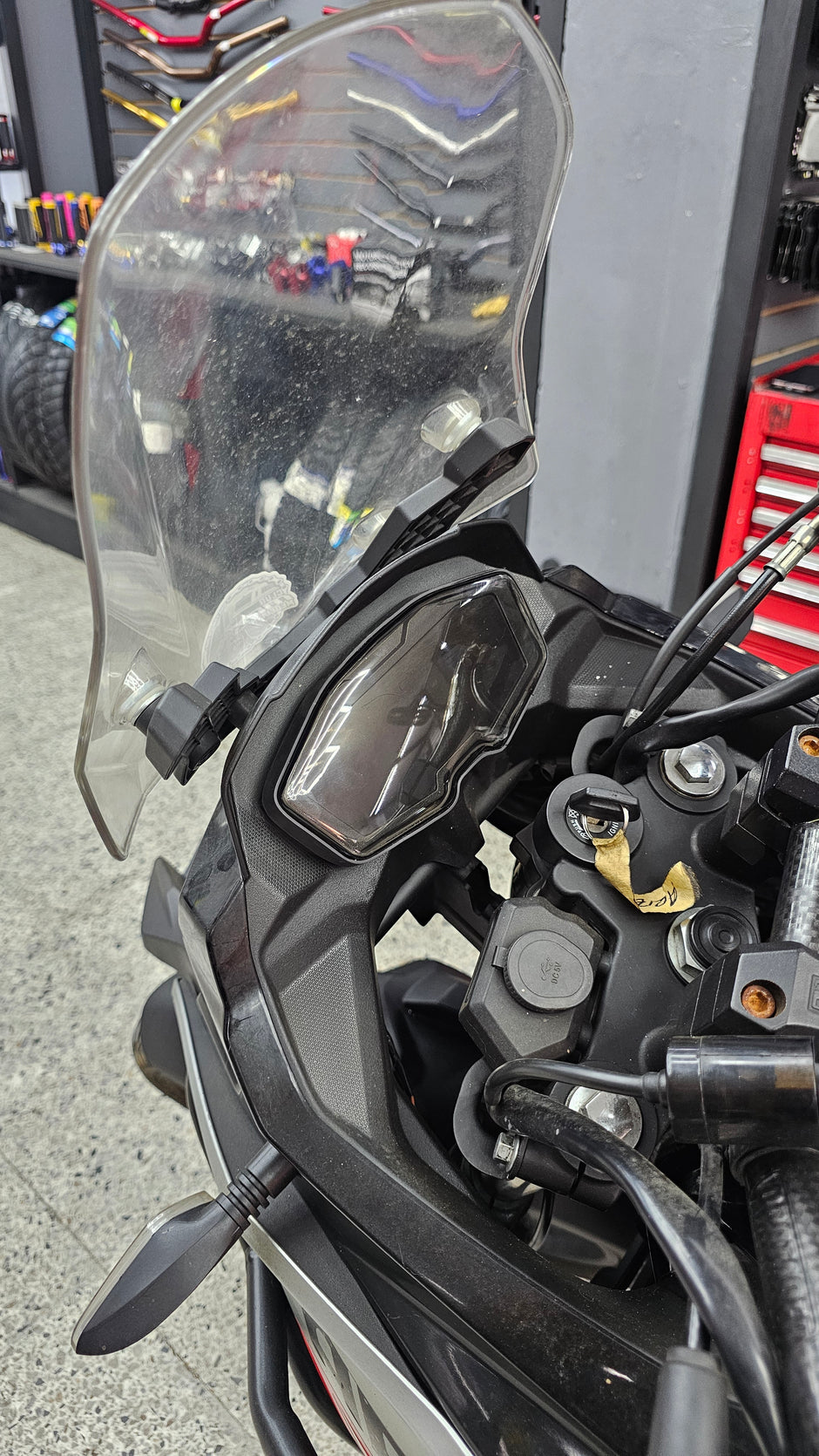 PROTECTOR DE TACOMETRO VICTYORY MRX ARIZONA