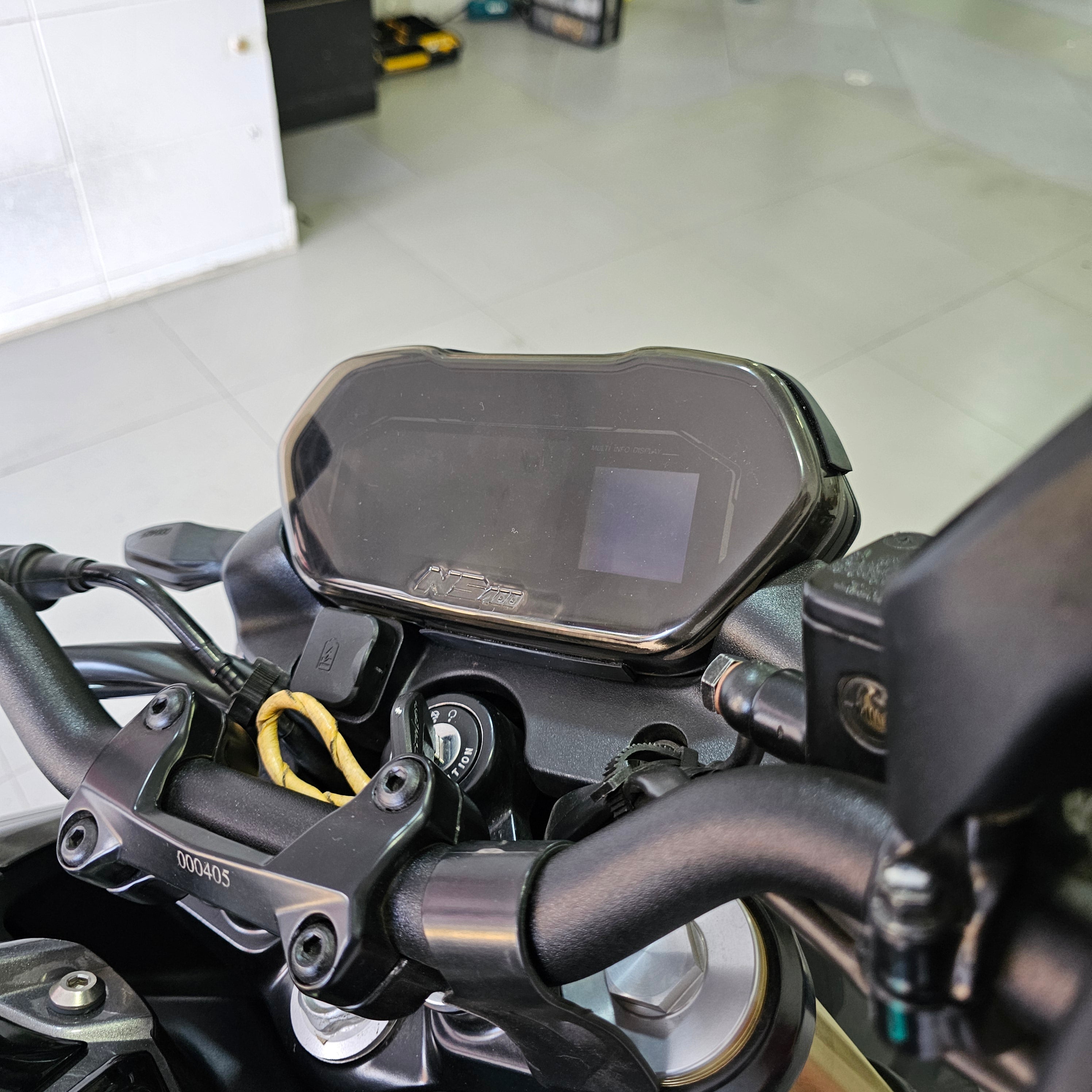 PROTECTOR DE TACOMETRO BAJAJ PULSAR NS400Z