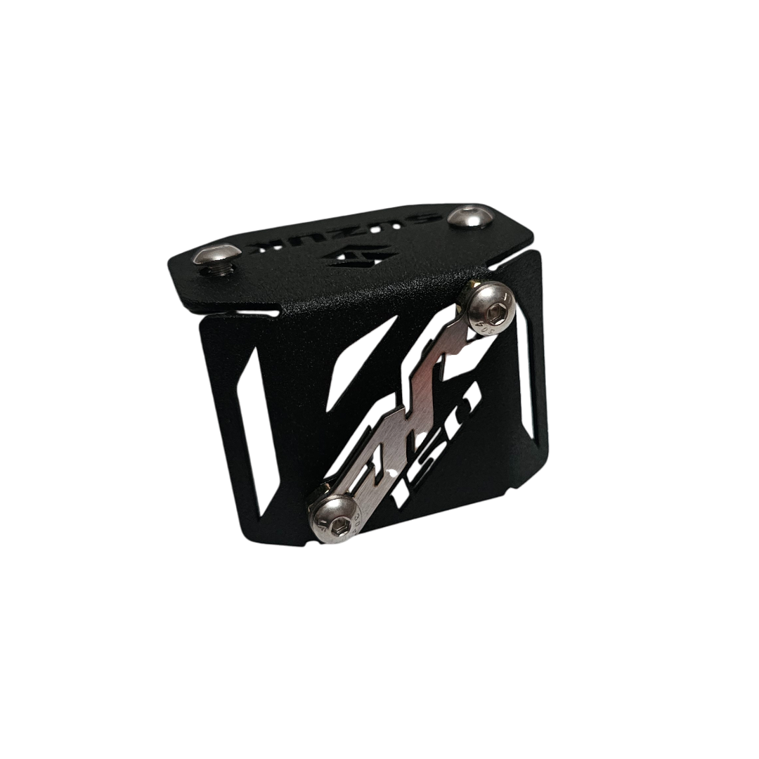 PROTECTOR DE BOMBA O DEPOSITO DE LIQUIDO DE FRENO DELANTERO EN ACERO SUZUKI DR 150