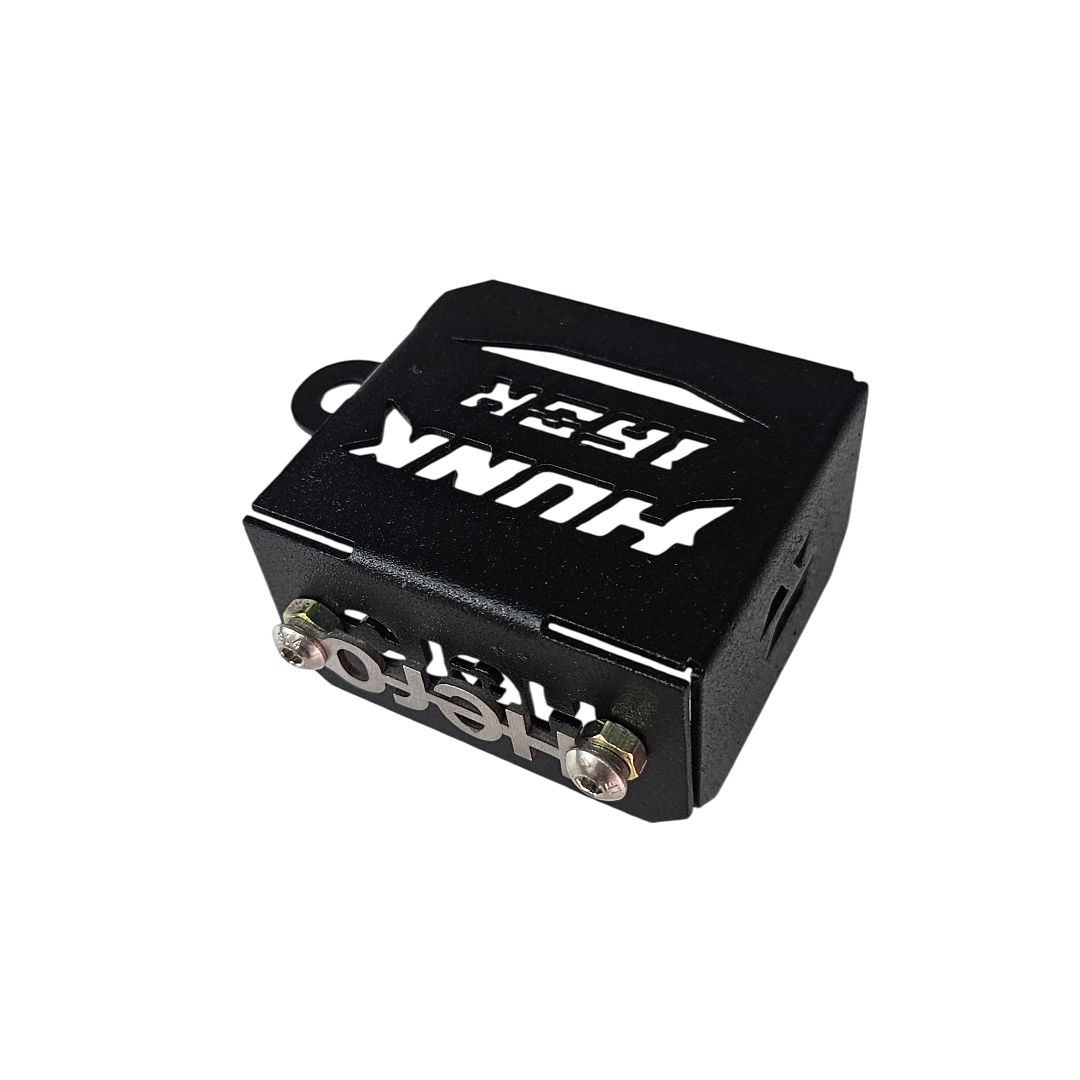 PROTECTOR DE BOMBA O DEPOSITO DE LIQUIDO DE FRENO DELANTERO EN ACERO HERO HUNK 160 4V