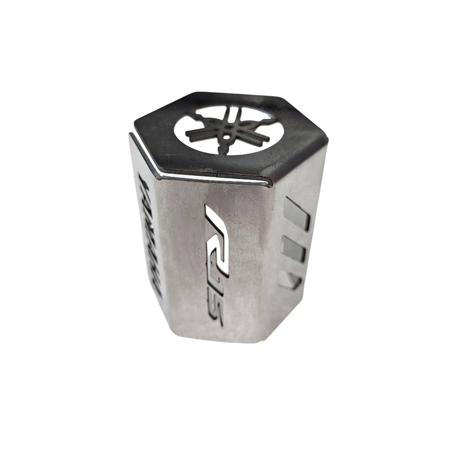 PROTECTOR DE BOMBA O DEPOSITO DE LIQUIDO DE FRENO TRASERO EN ACERO YAMAHA R-15