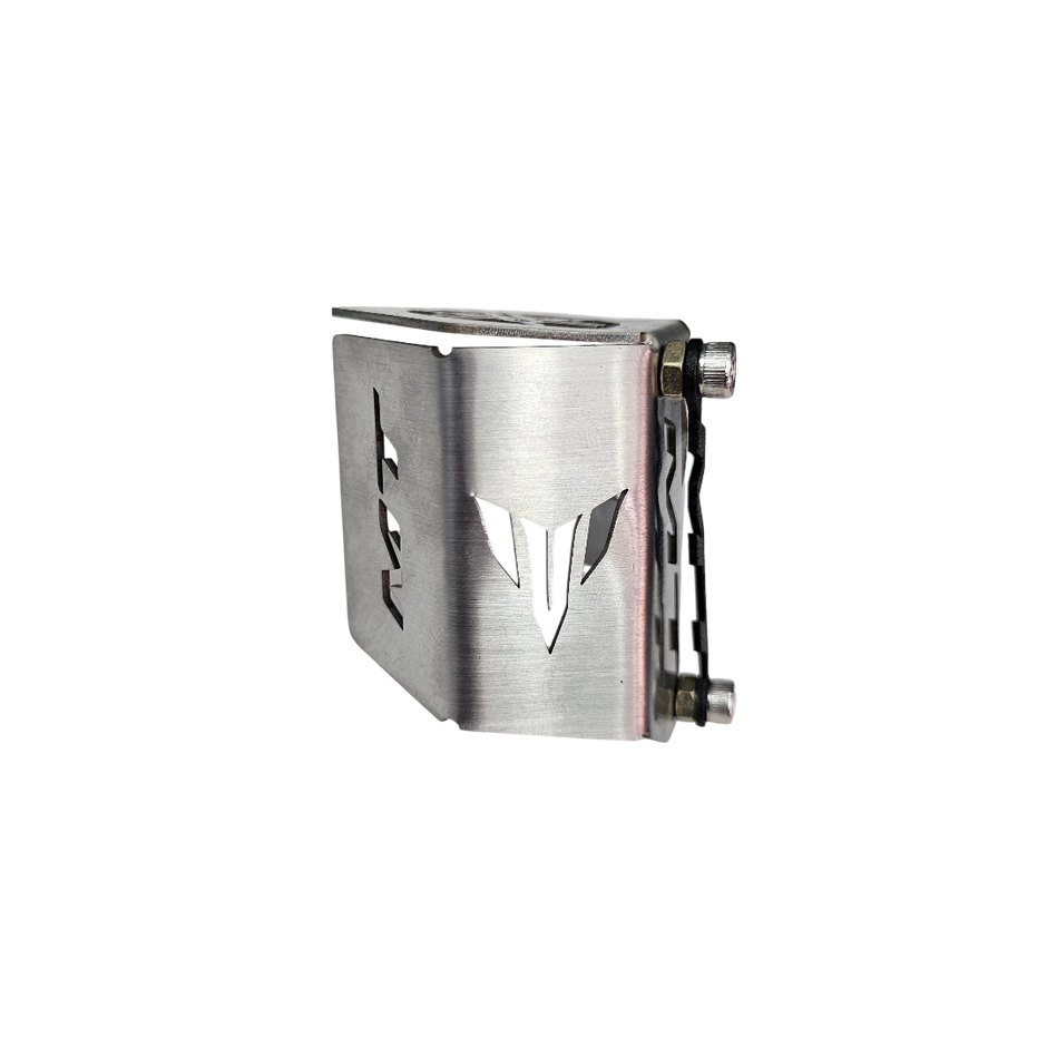 PROTECTOR DE BOMBA O DEPOSITO DE LIQUIDO DE FRENO TRASERO EN ACERO YAMAHA MT-15