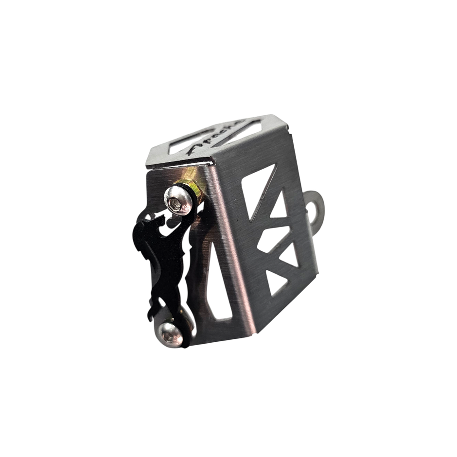 PROTECTOR DE BOMBA O DEPOSITO DE LIQUIDO DE FRENO TRASERO EN ACERO TVS APACHE 160/200 4V