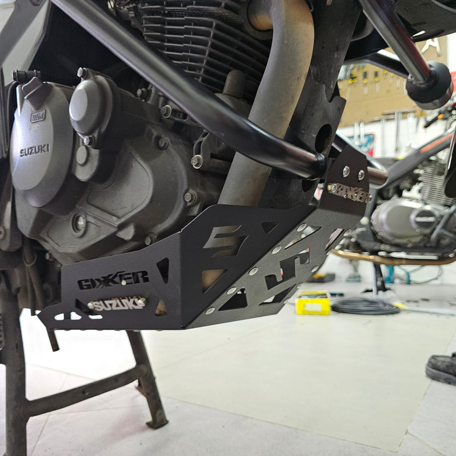 PROTECTOR DE MOTOR PECHERA SUZUKI GIXXER 150 FI