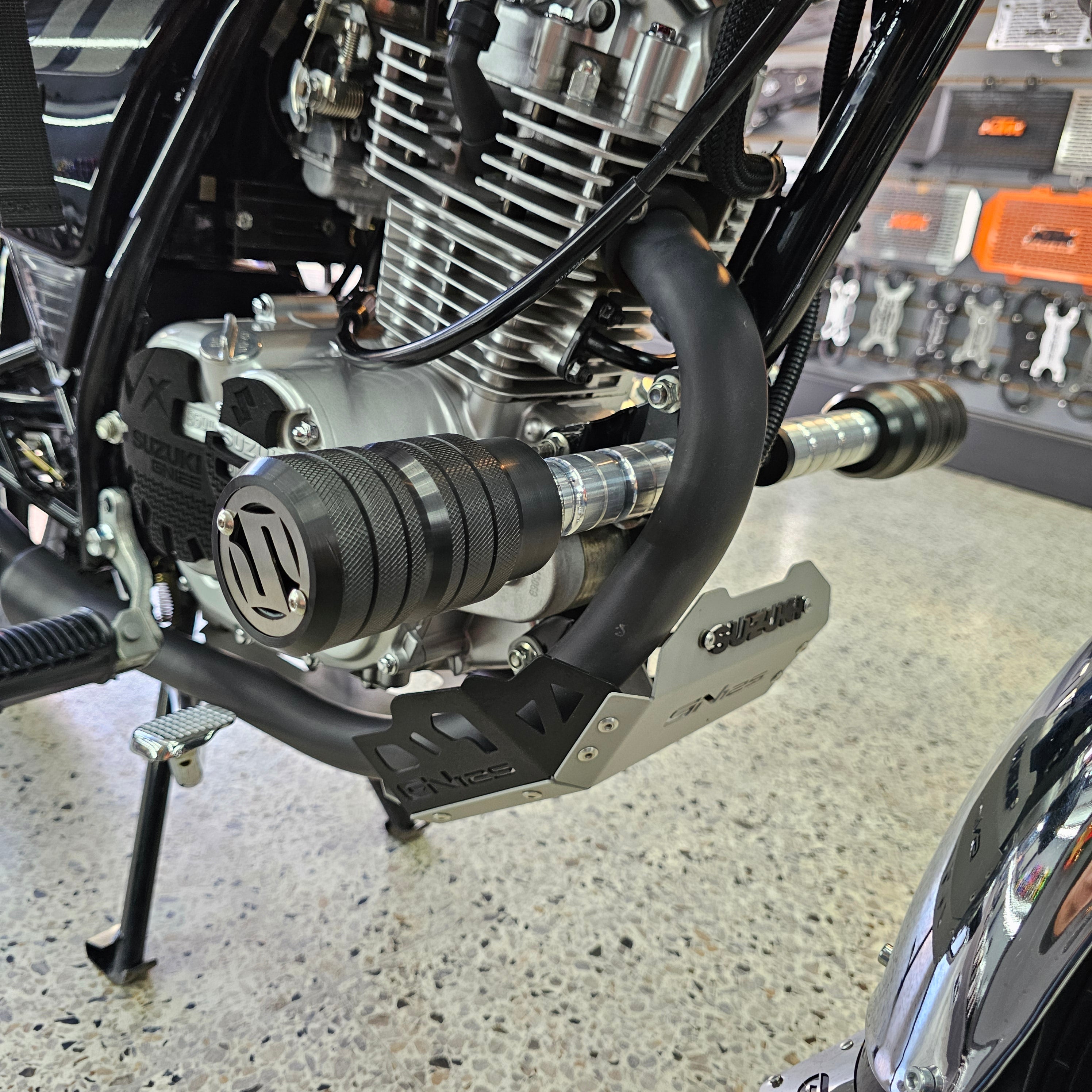 SLIDERS DE ALTO IMPACTO SUZUKI GSXS 150 - GN 125