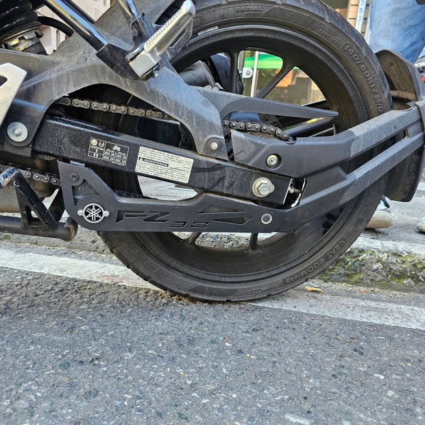 LUJO LATERAL DE CADENA YAMAHA FZ 3.0