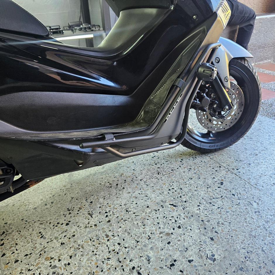 BARRA DE PROTECCIÓN CON SLIDER ARMO YAMAHA NMAX V1