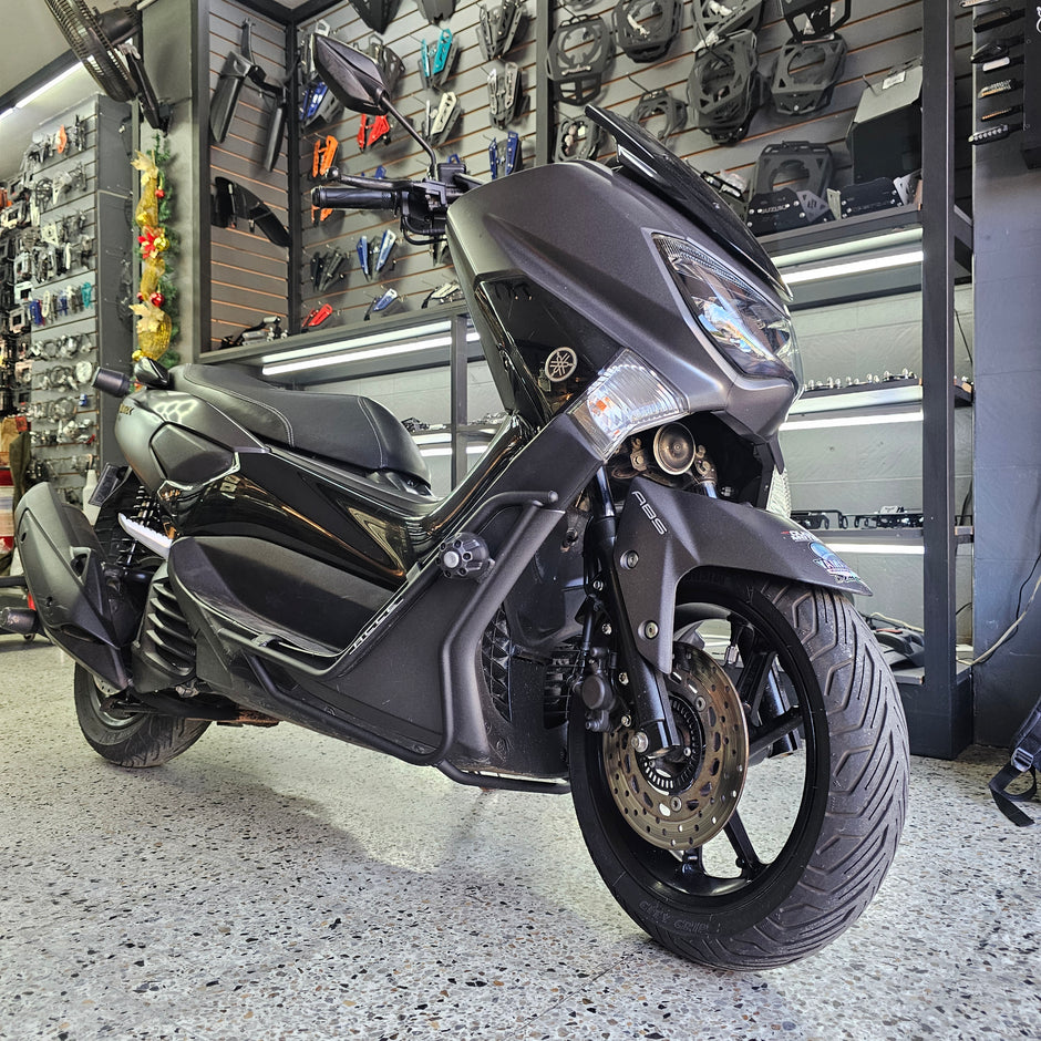 BARRA DE PROTECCIÓN CON SLIDER ARMO YAMAHA NMAX V1
