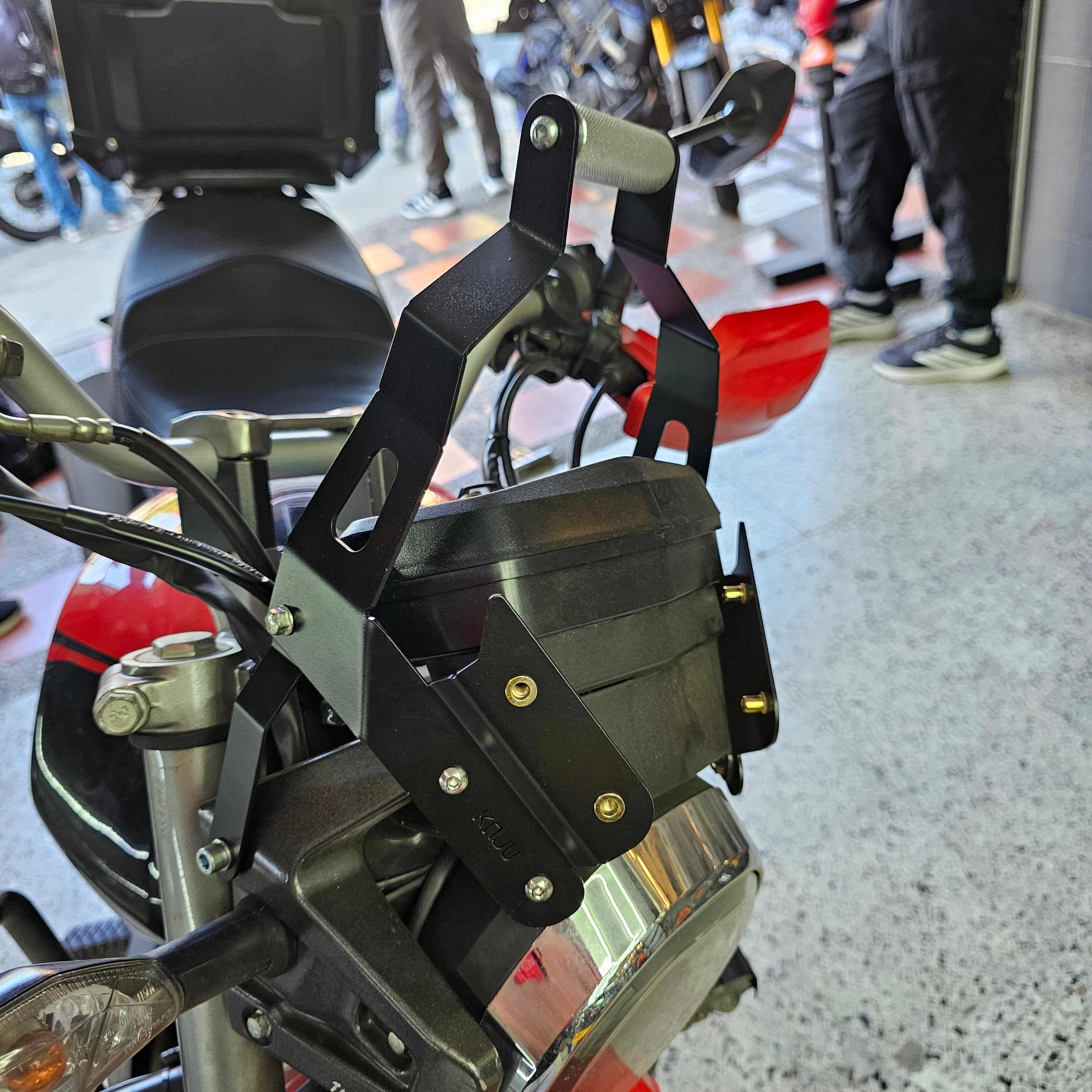 BASE PARA HOLDER O SOPORTE GPS HERO XPULSE 200 4V