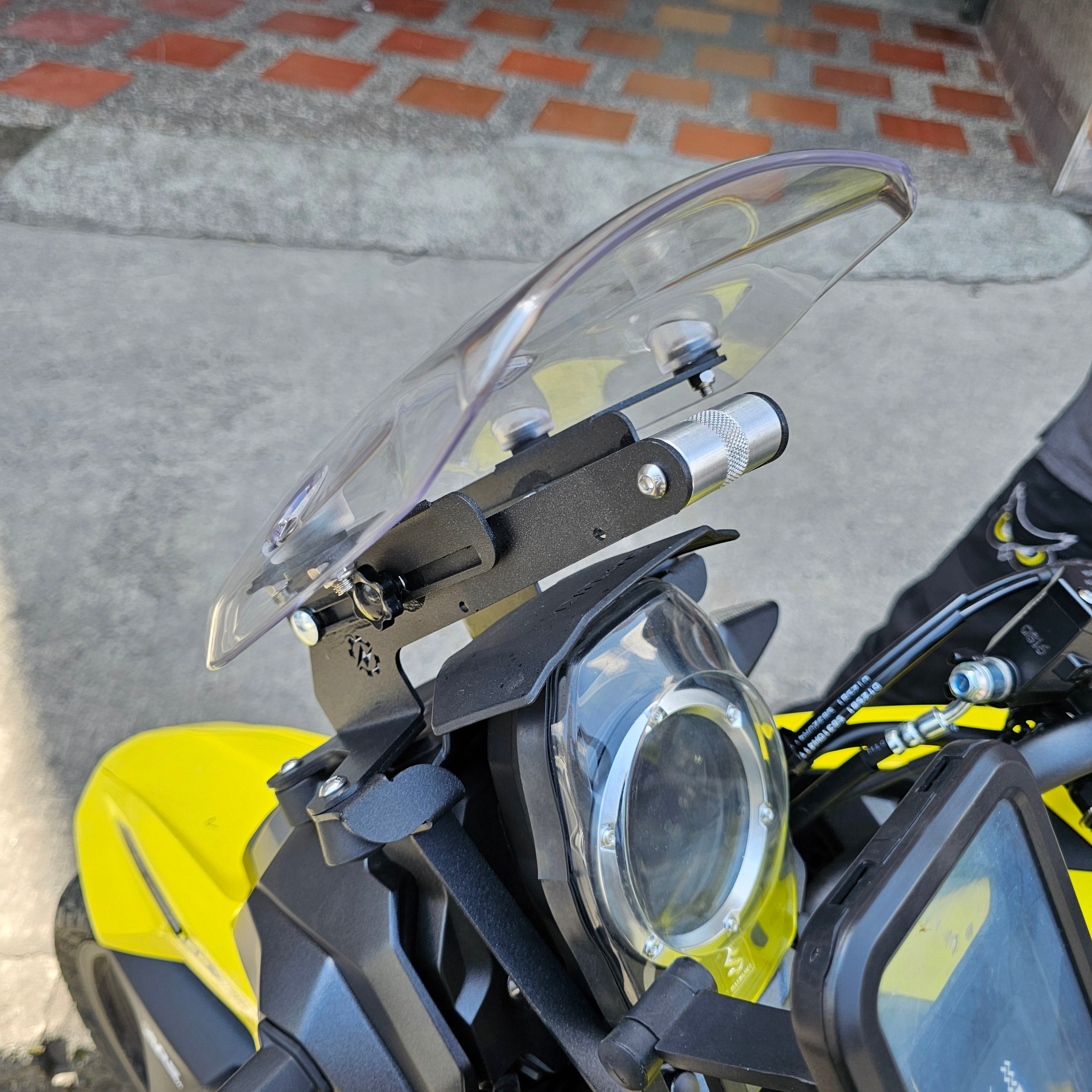 ELEVADOR O EXTENSOR DE CUPULA + SOPORTE GPS SUZUKI VSTROM 160