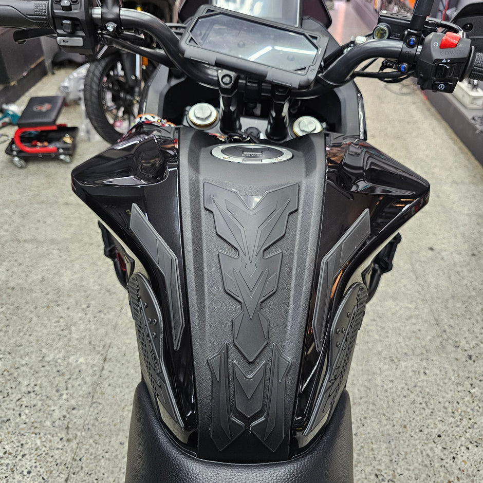 STOMPGRIPS - PROTECTORES DE TANQUE SPECIAL EDITION UNIVERSAL - SUZUKI DR 150 - HONDA NX 190