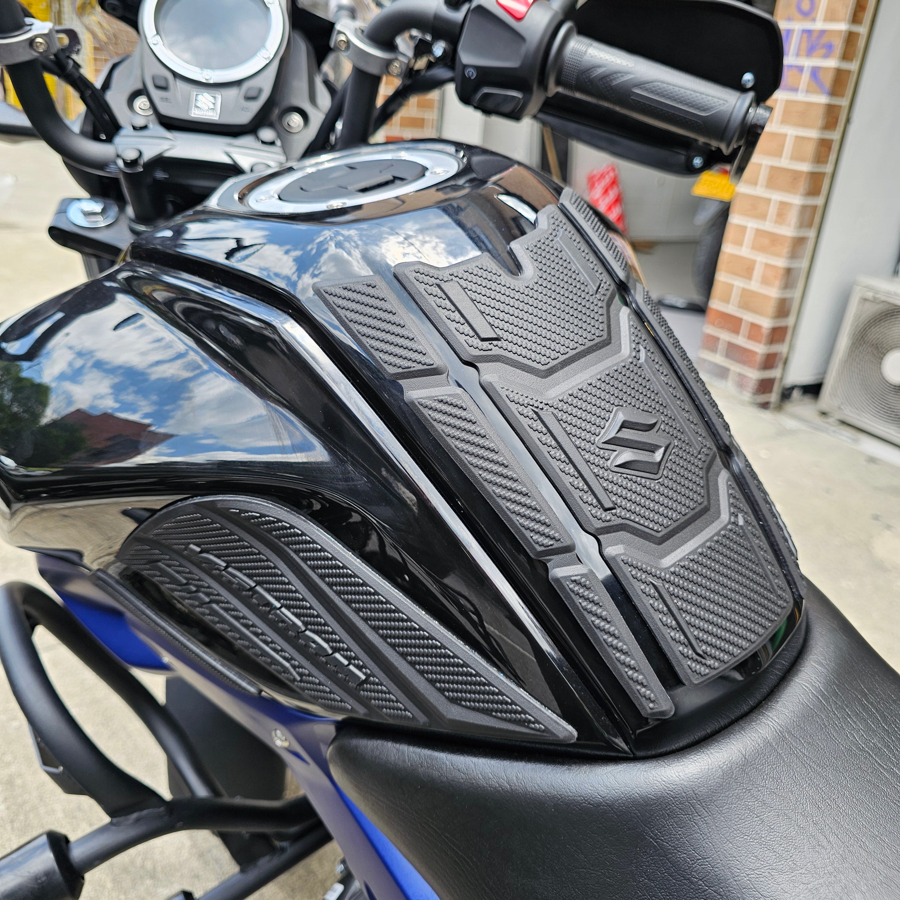 STOMPGRIPS - PROTECTORES DE TANQUE 3D SUZUKI VSTROM 160