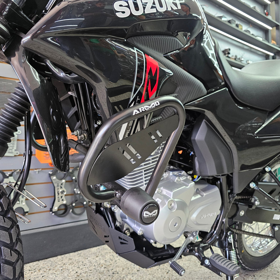 BARRA DE PROTECCIÓN CON SLIDER ARMO AKT TTR 2014/2024 - HONDA XR150 - HONDA XR190L ABS 2.0 - HONDA XRE 190 - SUZUKI DR 150 - DR 160X - VICTORY MRX 125 - MRX 150