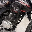 BARRA DE PROTECCION CON SLIDER CARBONO SIX SUZUKI DR 150