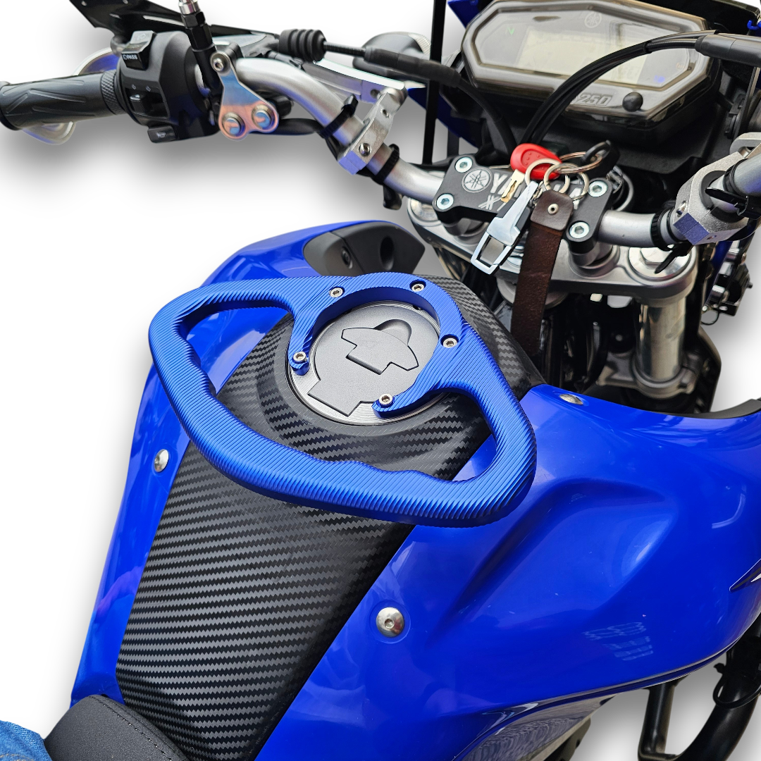 AGARRADERA DE TANQUE YAMAHA