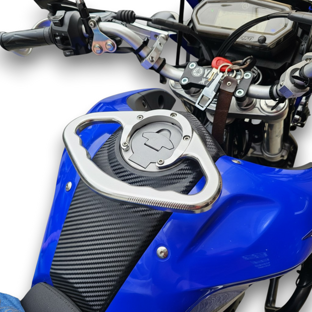 AGARRADERA DE TANQUE YAMAHA