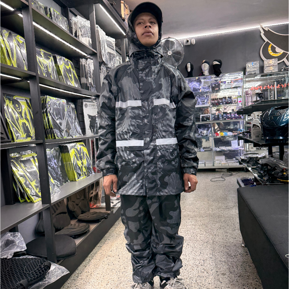 IMPERMEABLE CAMUFLADO