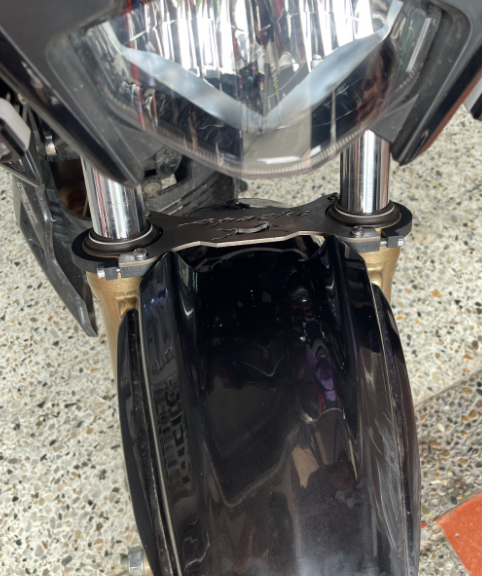 ESTABILIZADOR DE BARRAS TVS APACHE 200 4V