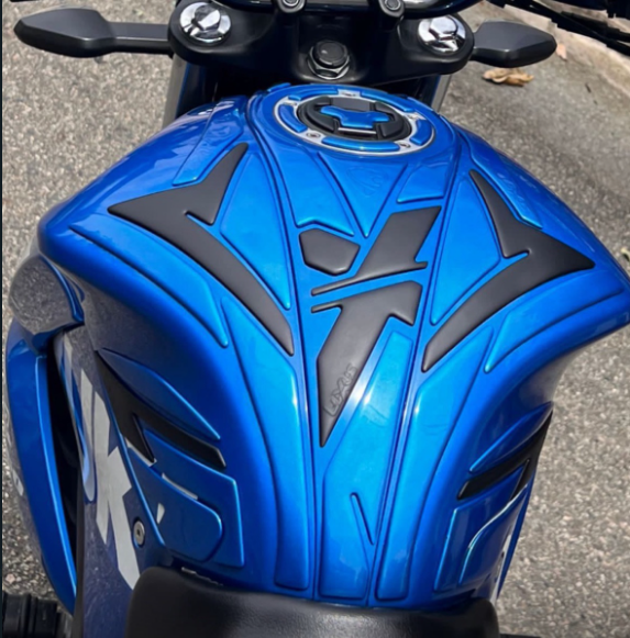STOMPGRIPS - PROTECTORES DE TANQUE LUXUS PROTECT SUZUKI GIXXER 150 FI - GIXXER 250 FI - GIXXER 150 SF - GIXXER 250 SF