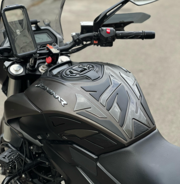 STOMPGRIPS - PROTECTORES DE TANQUE LUXUS PROTECT BAJAJ DOMINAR 250 - 400 UG