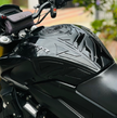 STOMPGRIPS - PROTECTORES DE TANQUE LUXUS PROTECT BAJAJ DOMINAR 250 - 400 UG