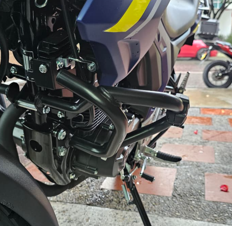 BARRA DE PROTECCIÓN CON SLIDER FP SUZUKI VSTROM 160