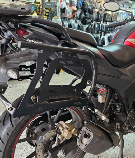 PORTA ALFORJAS MULTIFUNCIONAL HONDA CB190R 2.0 2025