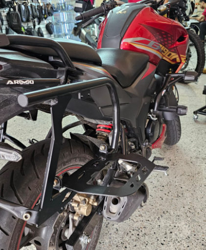 PORTA ALFORJAS MULTIFUNCIONAL HONDA CB190R 2.0 2025
