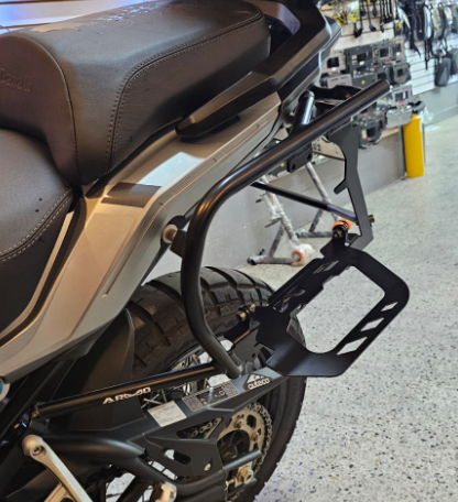 PORTA ALFORJAS MULTIFUNCIONAL BENELLI TRK 502