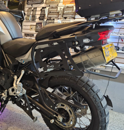 PORTA ALFORJAS MULTIFUNCIONAL BENELLI TRK 502