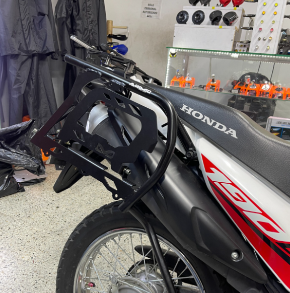 PORTA ALFORJAS MULTIFUNCIONAL ARMO HONDA XR190L ABS - HONDA XRE 190