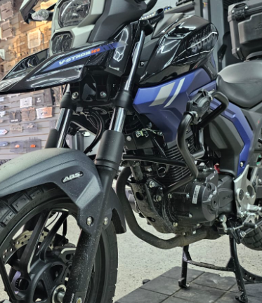 BARRA DE PROTECCIÓN CON SLIDER VSTROM 160 ARMO