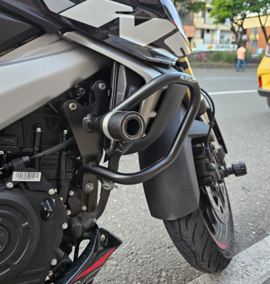 BARRA DE PROTECCION CON SLIDER PULSAR NS400Z ARMO