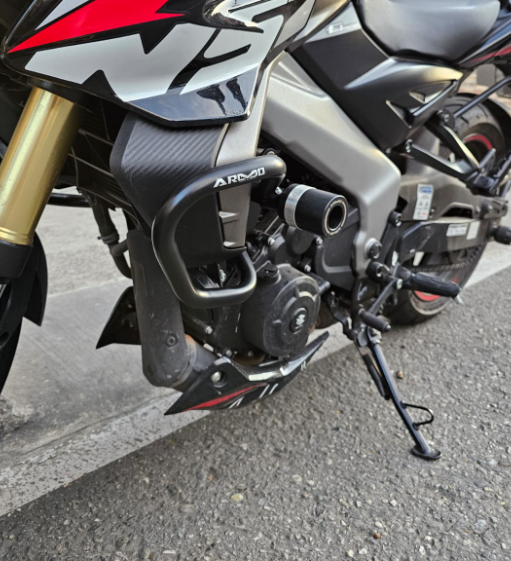 BARRA DE PROTECCION CON SLIDER PULSAR NS400Z ARMO