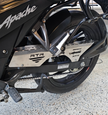 GUARDA CADENA EN ACERO TVS APACHE 160/200 4V