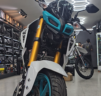 LUJO MAYAS LATERALES - TOMA DE AIRE EN ACERO YAMAHA MT-15