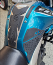 STOMPGRIPS - PROTECTORES DE TANQUE SPECIAL EDITION YAMAHA FZ  2.0